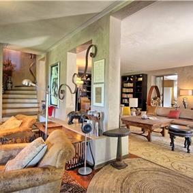 5 bedroom villa with pool and tennis court near San Gimignano, sleeps 10